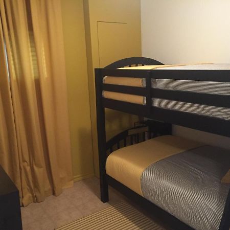 Le 30 B De Vebron Apartment LʼAnse-Saint-Jean Екстериор снимка