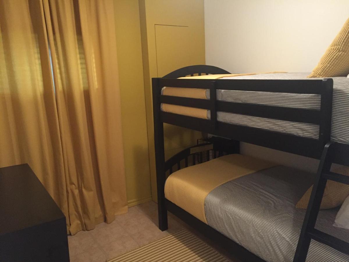 Le 30 B De Vebron Apartment LʼAnse-Saint-Jean Екстериор снимка