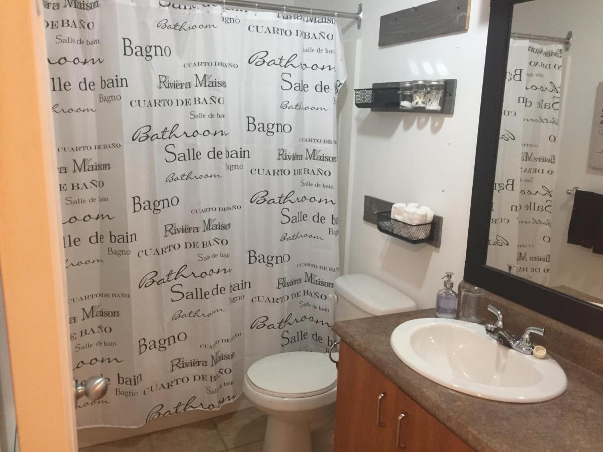 Le 30 B De Vebron Apartment LʼAnse-Saint-Jean Екстериор снимка
