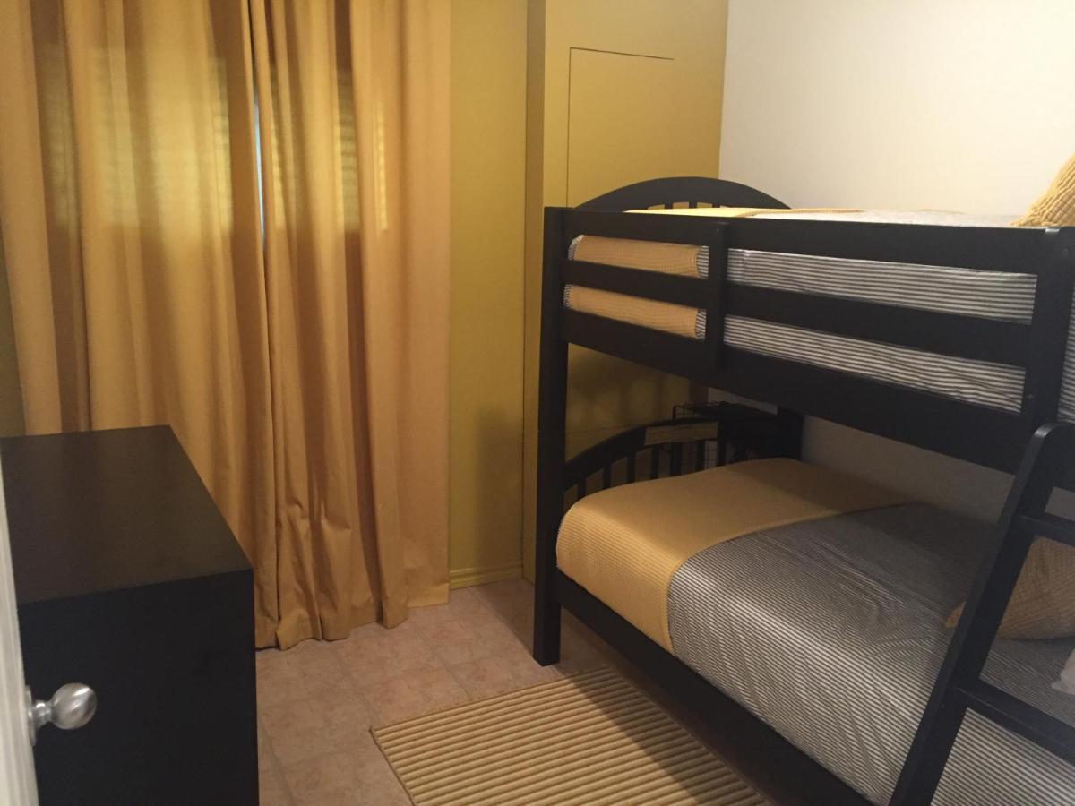 Le 30 B De Vebron Apartment LʼAnse-Saint-Jean Екстериор снимка